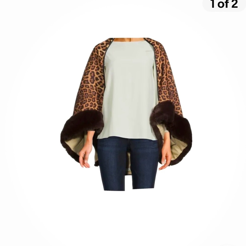 NWT La Fiorentina Cheetah Print Cape one size